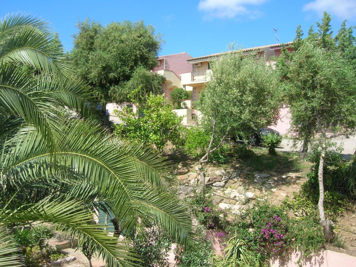 Villaggio Sa Ventana Badesi Exterior photo